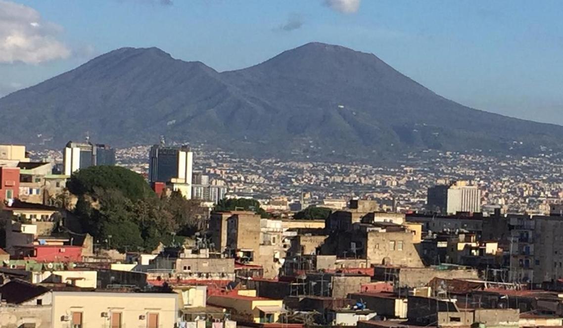 La Terrazza Di Nonna Anna Acomodação com café da manhã Nápoles Exterior foto