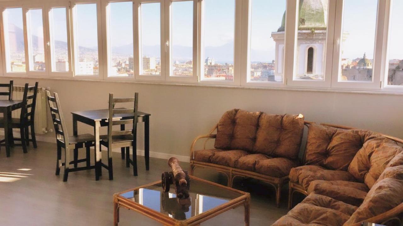 La Terrazza Di Nonna Anna Acomodação com café da manhã Nápoles Exterior foto