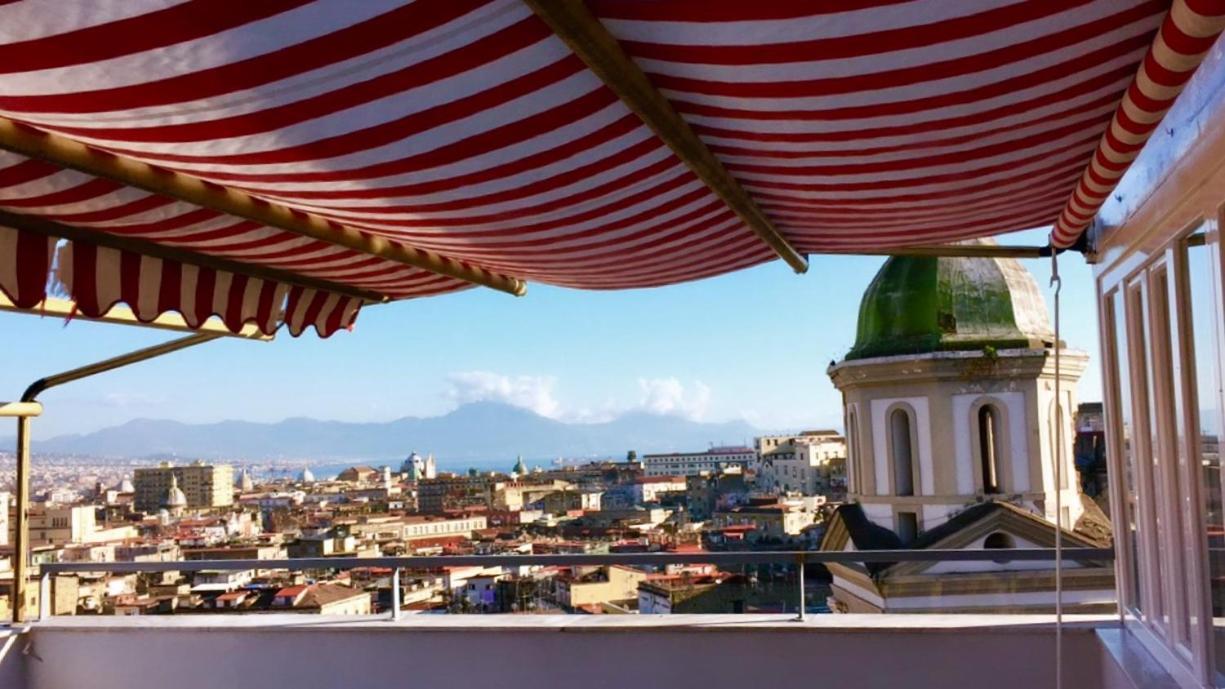 La Terrazza Di Nonna Anna Acomodação com café da manhã Nápoles Exterior foto